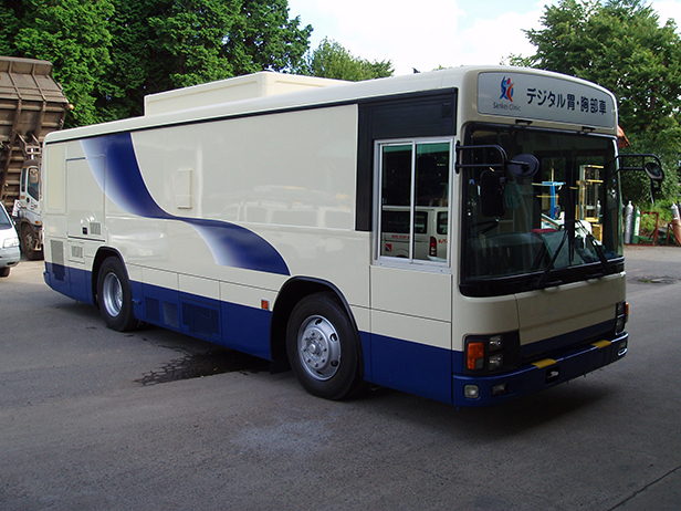 レントゲン車1